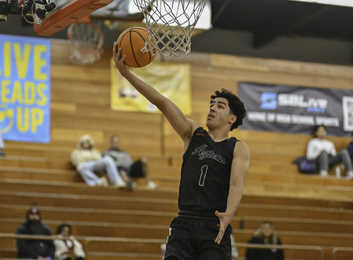 Archbishop Mitty vs Montgomery Torrey Pines Holiday Classic December 28, 2023 Photo-Justin Fine21